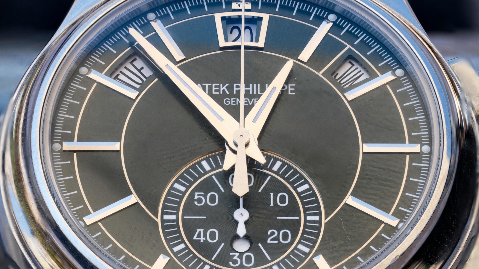 Come Fotografare un Orologio per una Valutazione Online Accurata